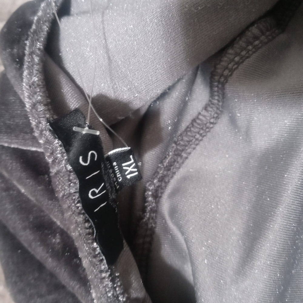 Dress - Picture 4 of 4